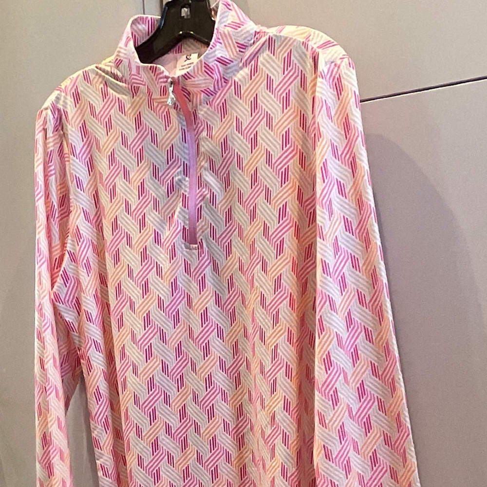 DAILY SPORTS  LONG SLEEVE  1/4 ZIP TOP  XL PINK ORANGE FUSHIA